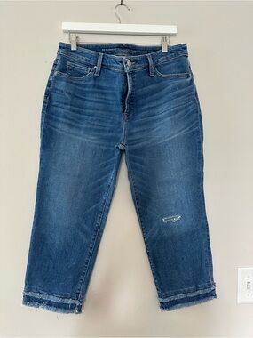 Chico’s So Slimming Girlfriend Slim Leg Crop Jeans - NWOT